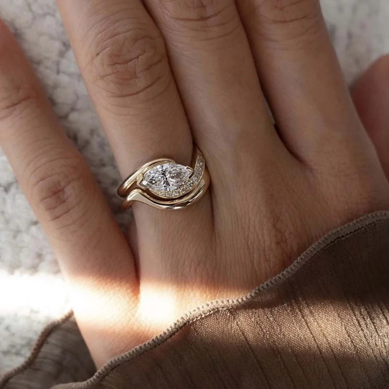 Marquise Cut Moissanite Ring 5x10mm - 925 Silver 18K Guldplätering