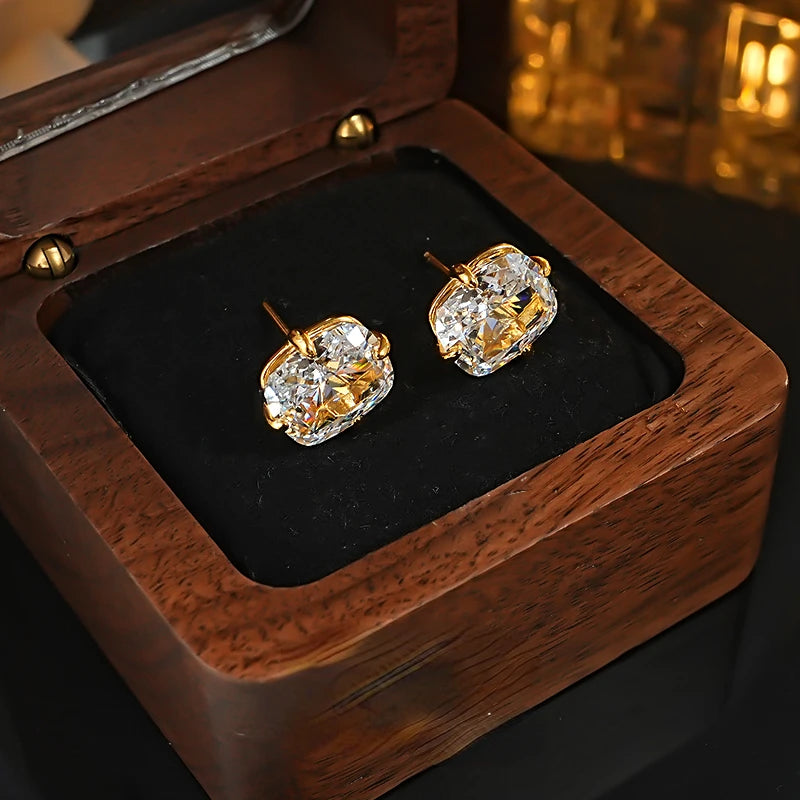 Moissanite Örhängen 8x10mm Crushed Ice - 925 Sterling Silver Damörhängen